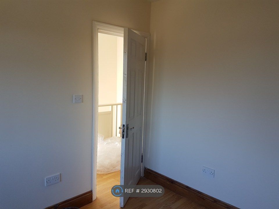 Property photo 3 of 3