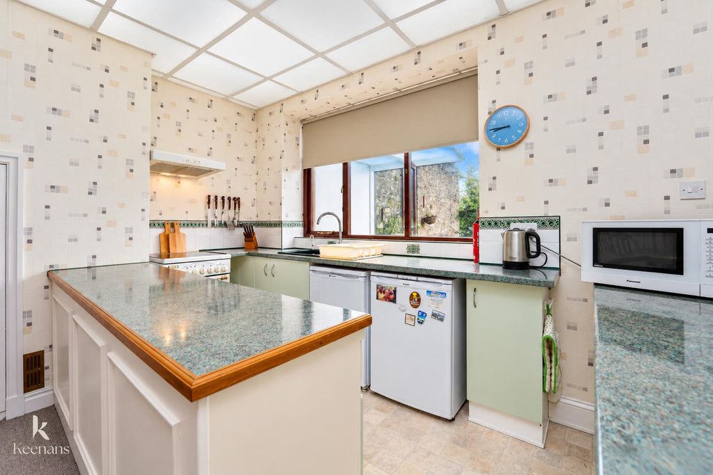 Property photo 3 of 23 3.Jpg