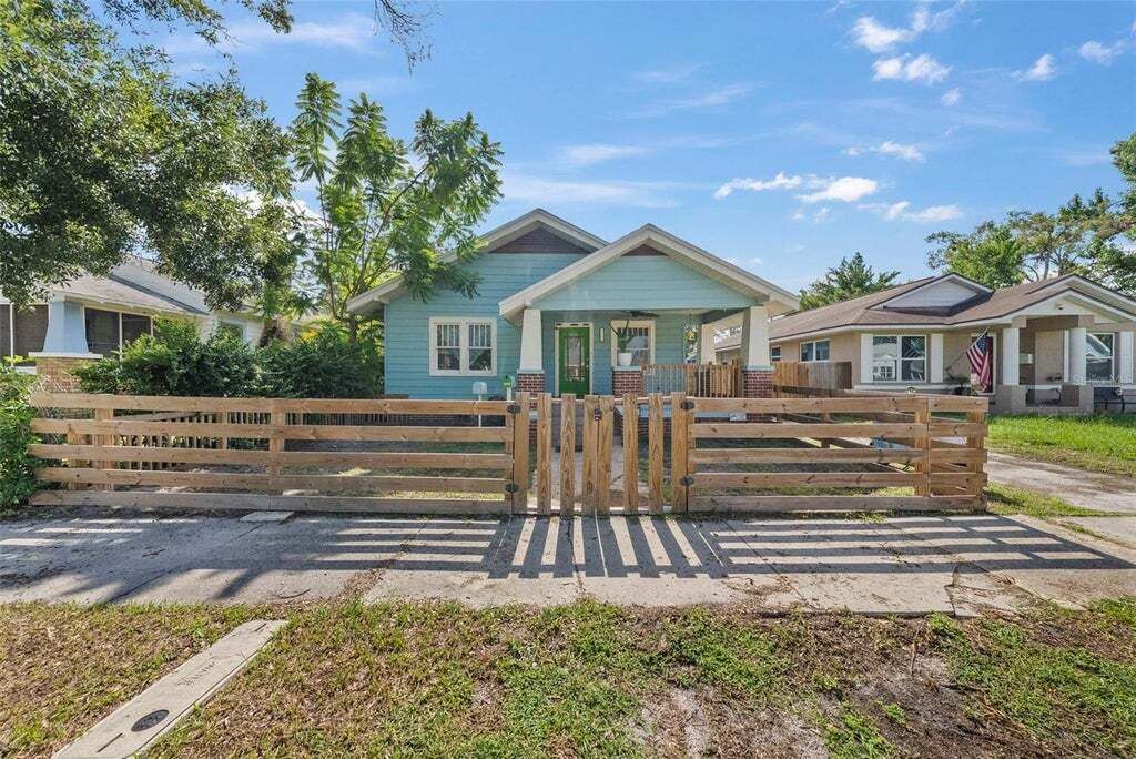 Property photo 1 of 20