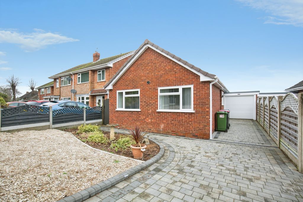 Property photo 1 of 16 79cd3789-Mw-10417