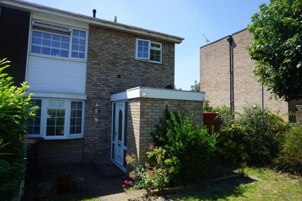 Property photo 1 of 11