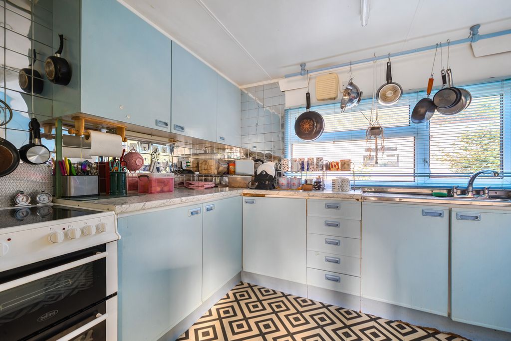 Property photo 2 of 11 15-6Ad736397Fd2d-...