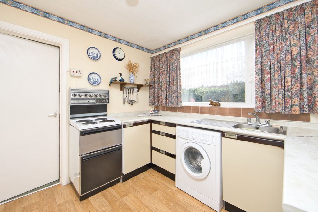 Property photo 3 of 13 Picture 3