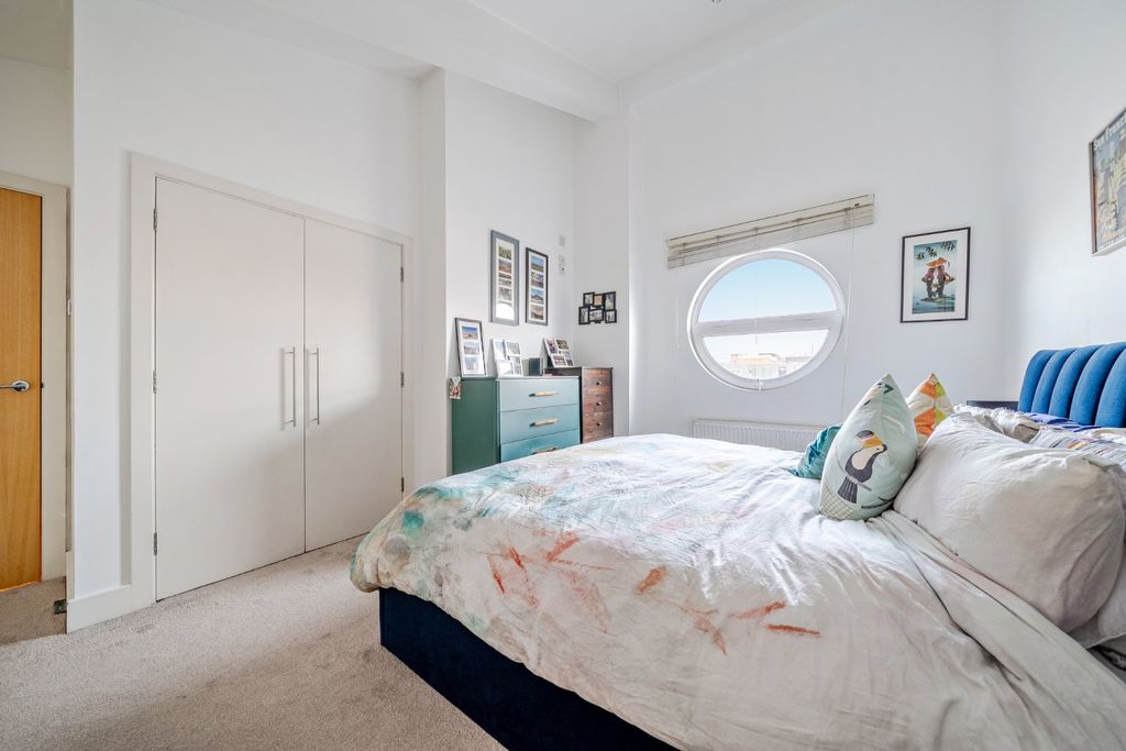 Property photo 3 of 15 Picture No. 13