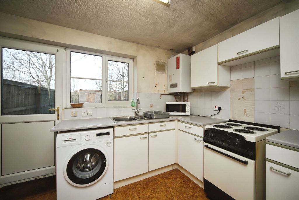 Property photo 3 of 14