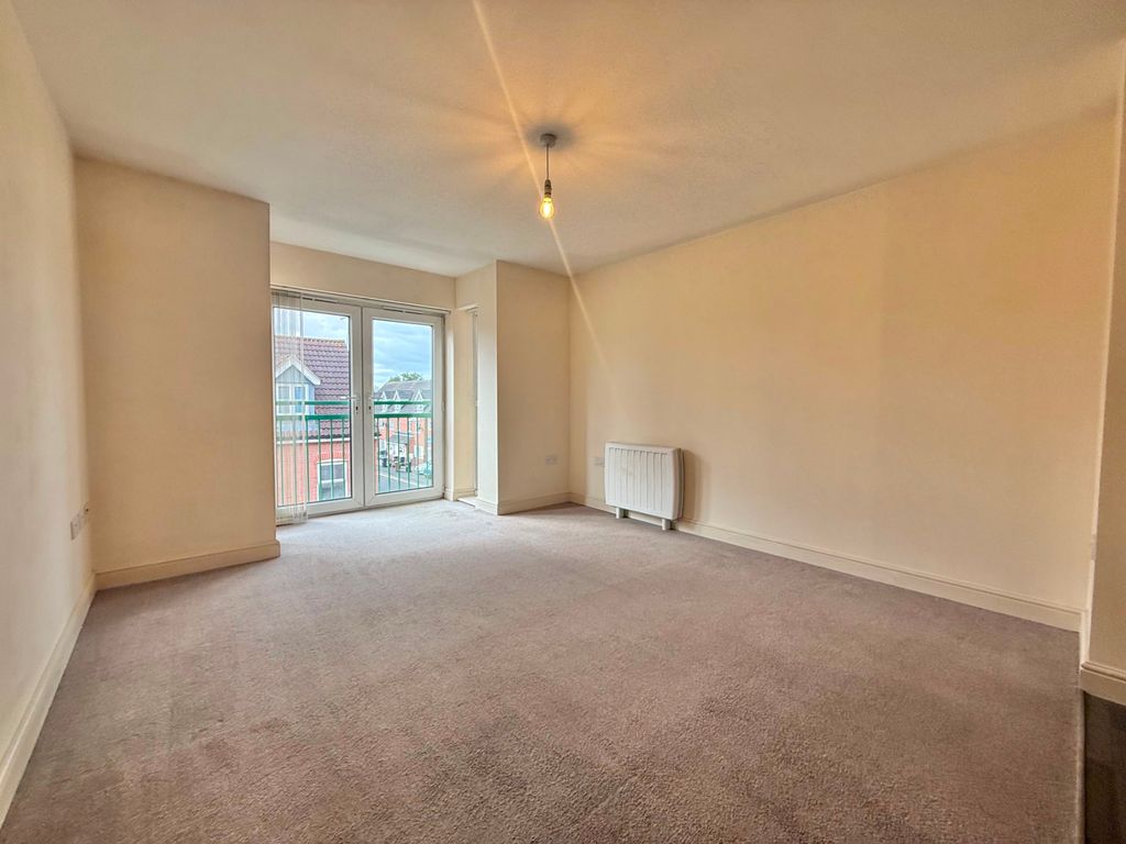 Property photo 3 of 6