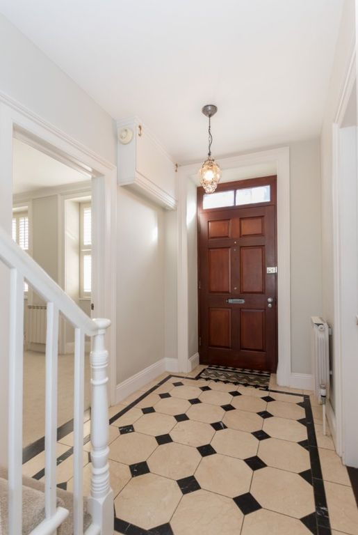 Property photo 2 of 22 Picture No. 43