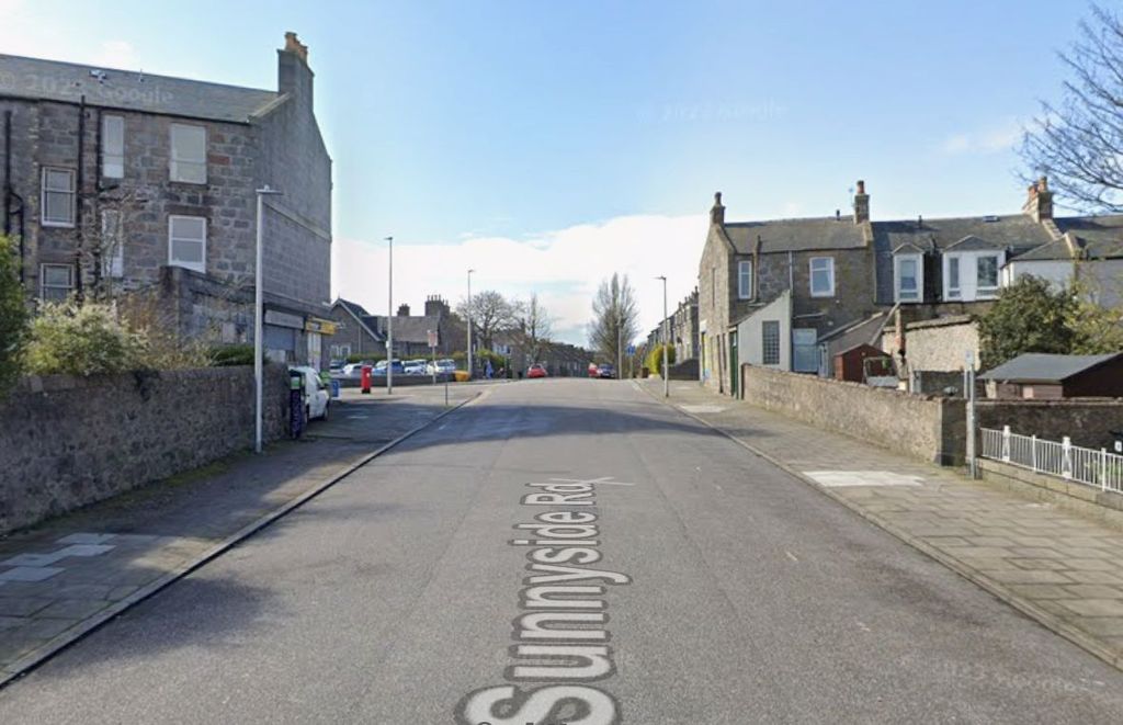 Property photo 3 of 6