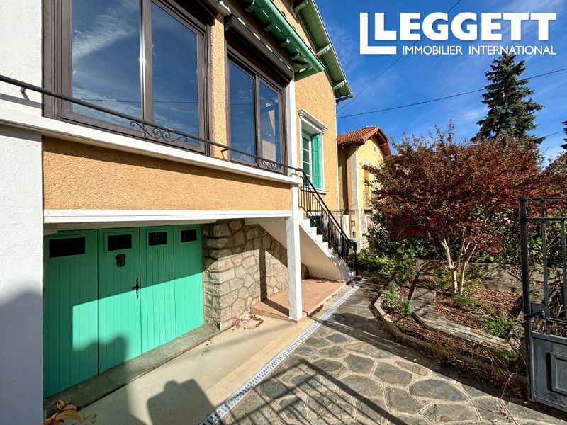 Property photo 2 of 10