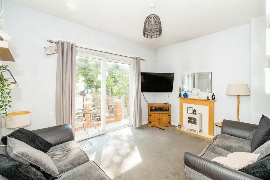 Property photo 2 of 15