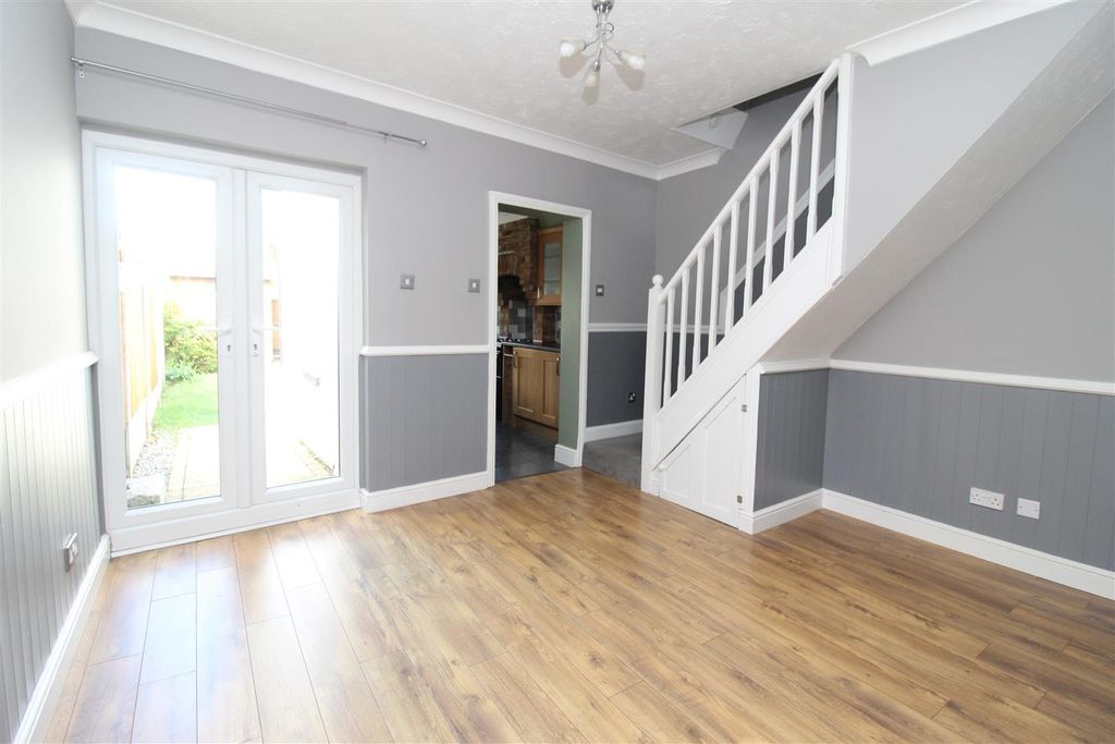 Property photo 3 of 12 Img_2355.Jpg