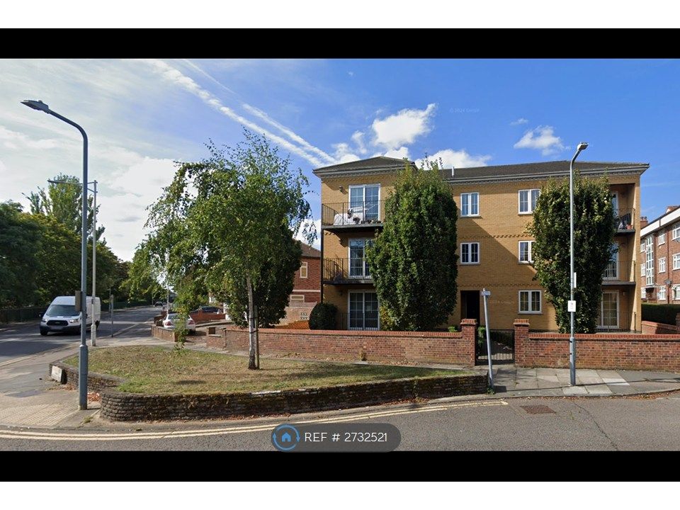 Property photo 1 of 8 Building