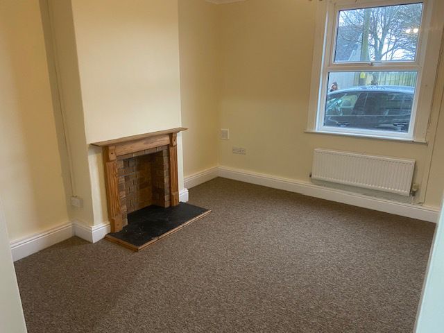 Property photo 2 of 16 Living Room