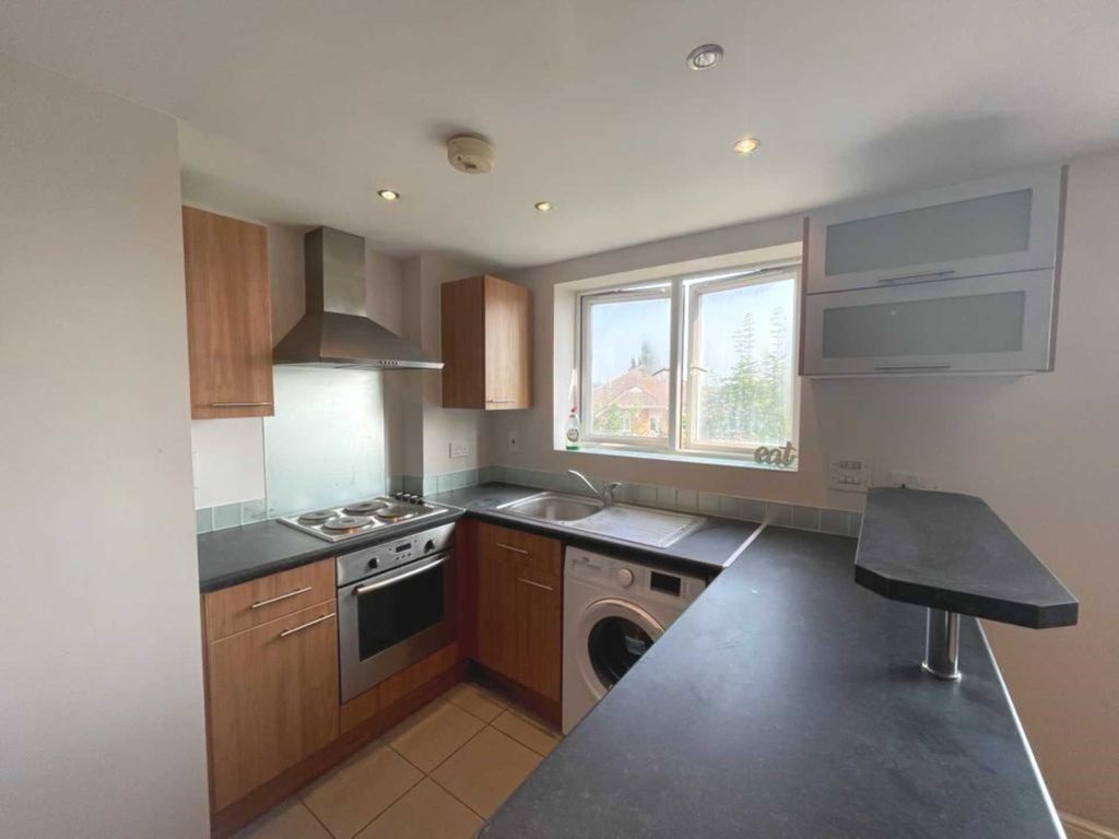 Property photo 2 of 9