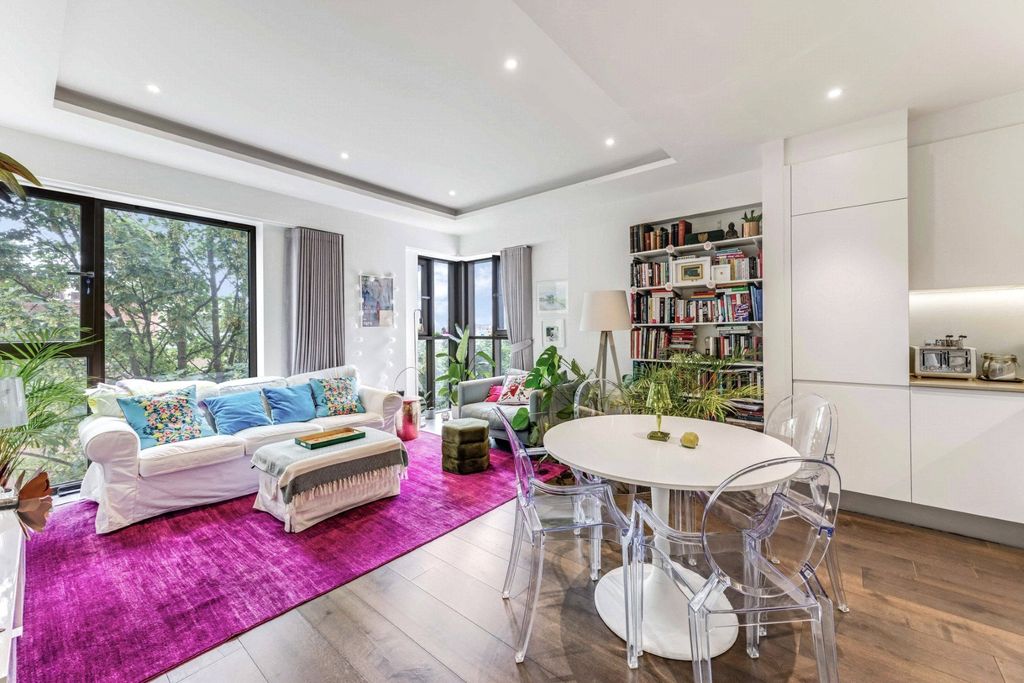 Property photo 1 of 10 Picture No. 22