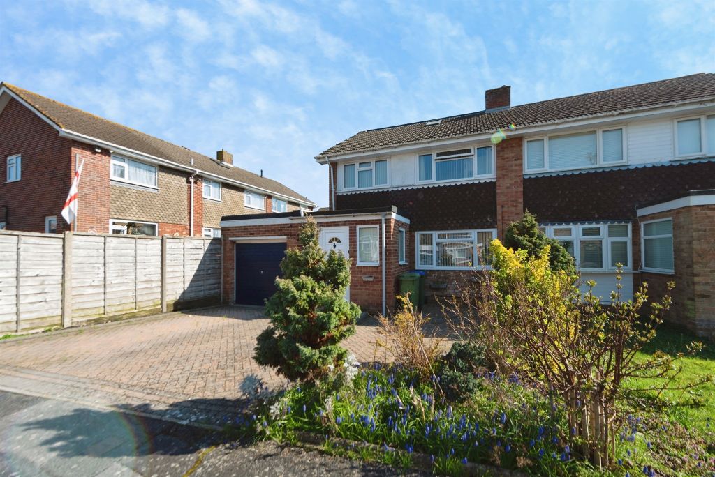 Property photo 2 of 24