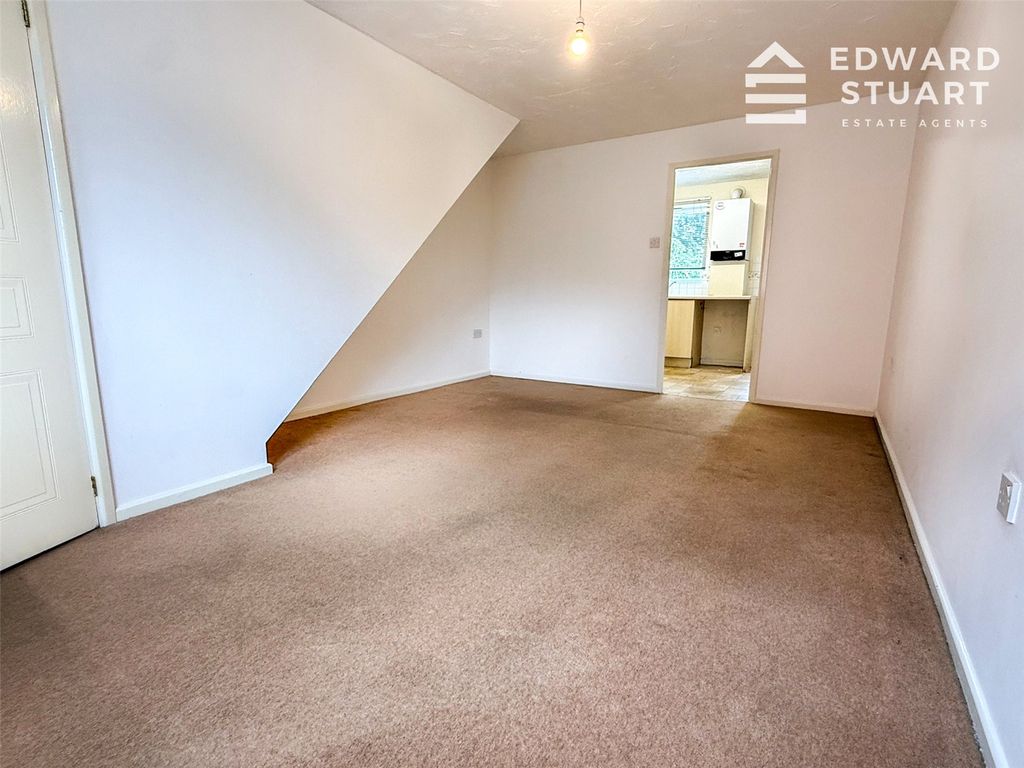 Property photo 3 of 12 Picture No. 13