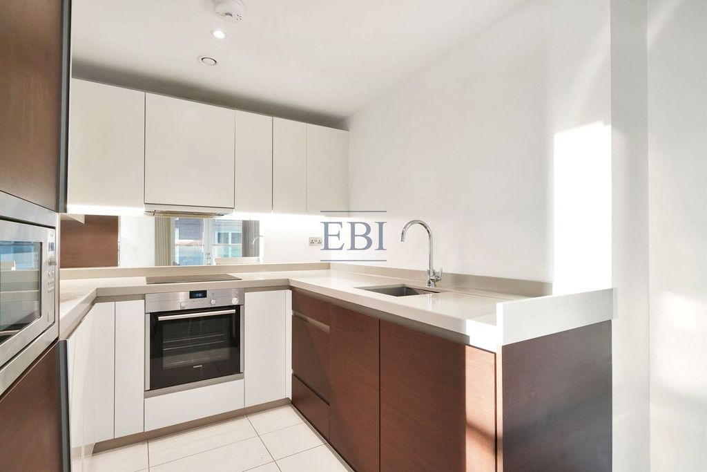 Property photo 3 of 16 Picture No. 05