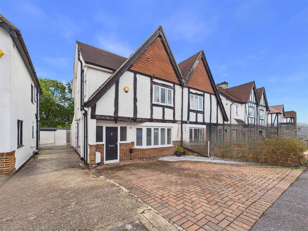 Property photo 1 of 20 Cam01563G0-Pr0263-Still024.Jpg