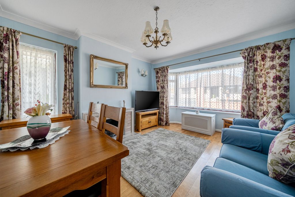 Property photo 2 of 21 1508911-7-1A00114...