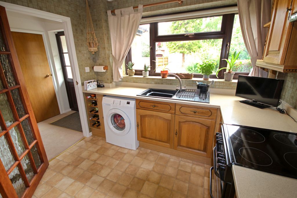 Property photo 3 of 17 Img_8775