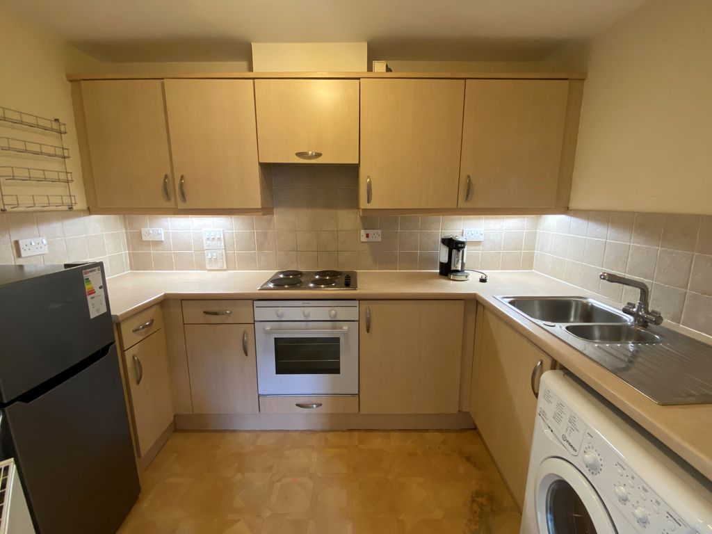 Property photo 2 of 8 1
