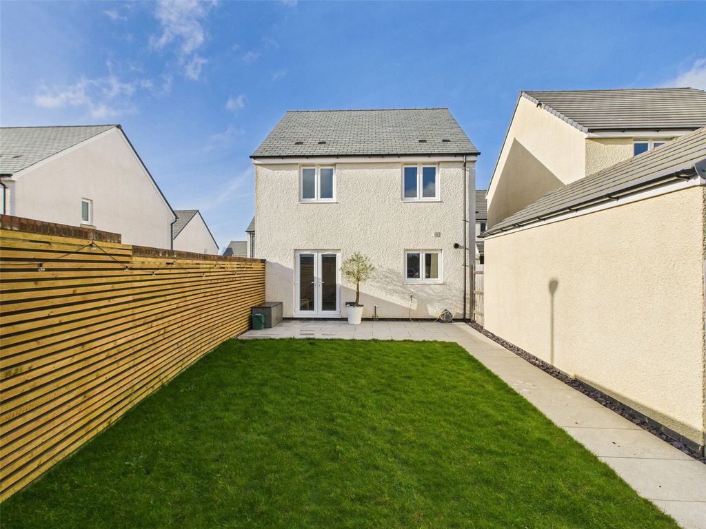 Property photo 2 of 22 Picture No. 31