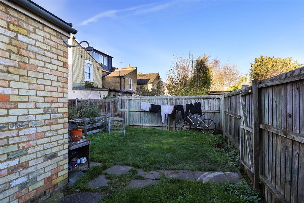 Property photo 2 of 10 Img (7).Jpg