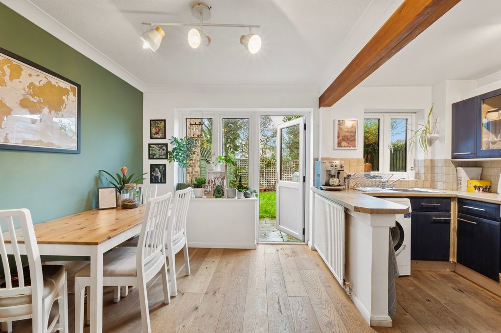 Property photo 3 of 13