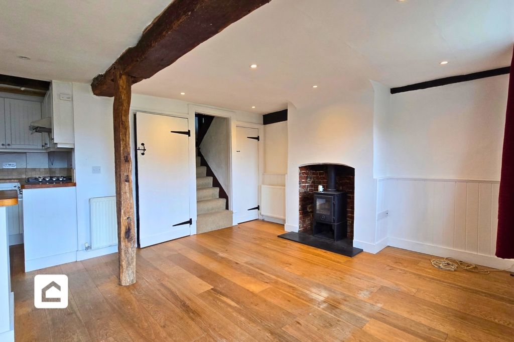 Property photo 3 of 8 Lrg_2