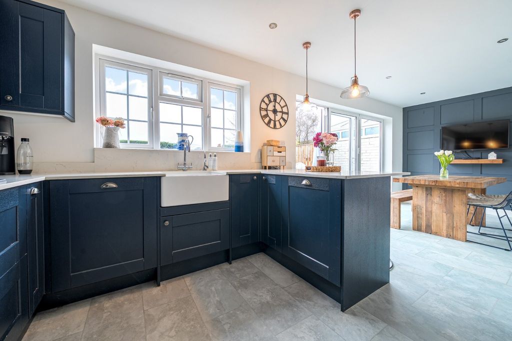 Property photo 2 of 15 Picture No. 15