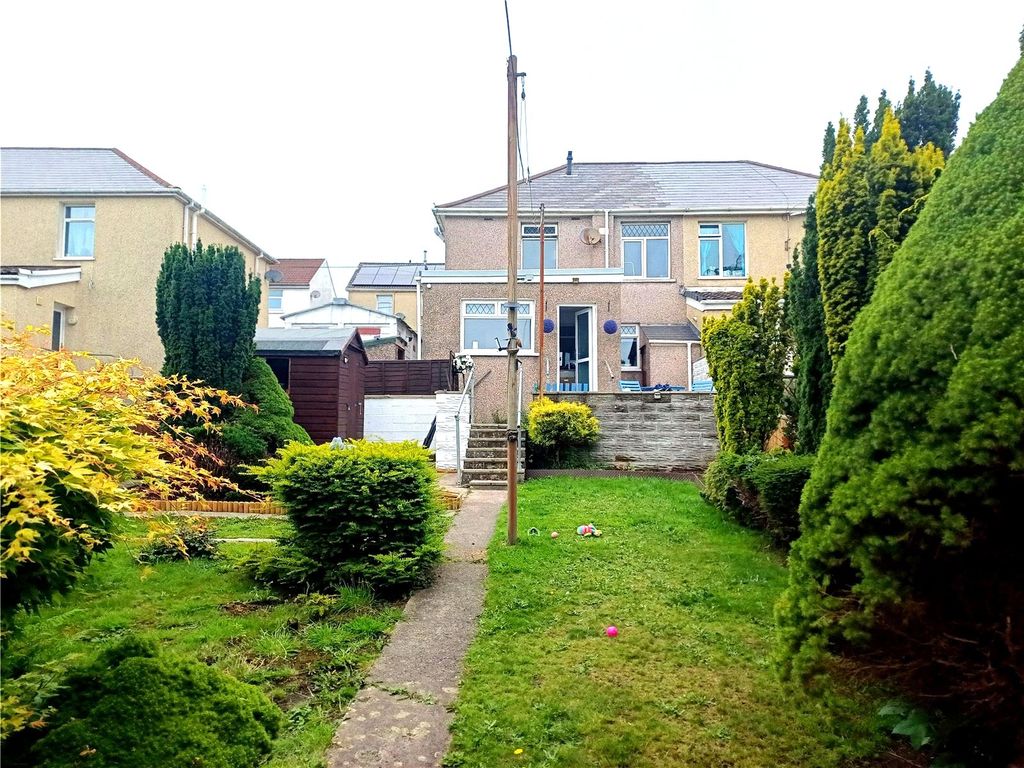 Property photo 2 of 10 Picture No. 20