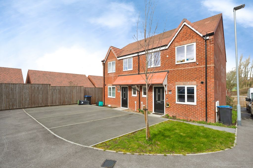 Property photo 1 of 23 Front View