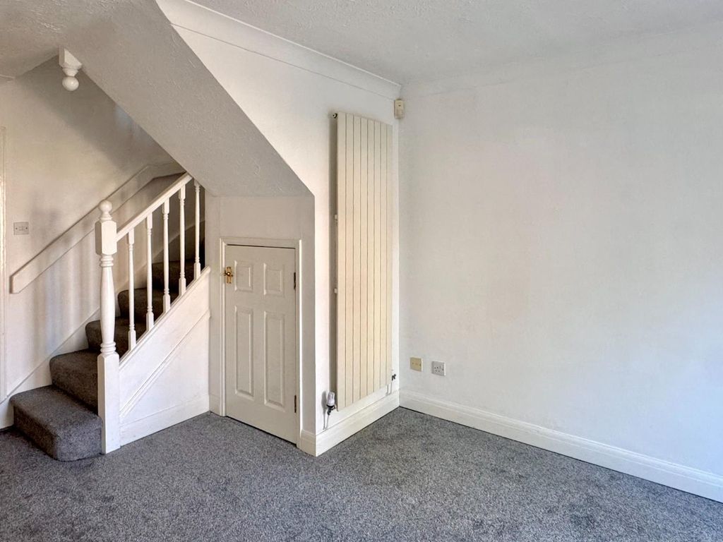 Property photo 3 of 20 Dining Room