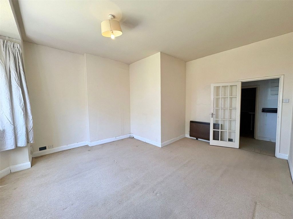 Property photo 3 of 13 Picture No. 04