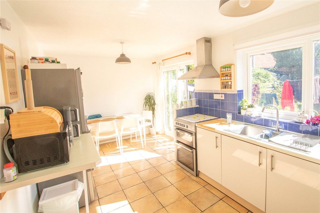 Property photo 3 of 12 Kitchen/Diner