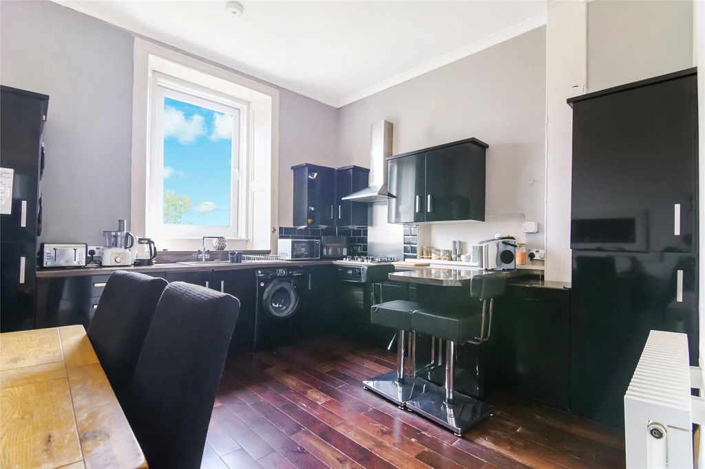 Additional image 5 of 2 bed flat for saleStation Road, Dumbarton, West Dunbartonshire G82