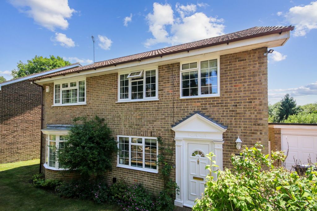 Property photo 1 of 30