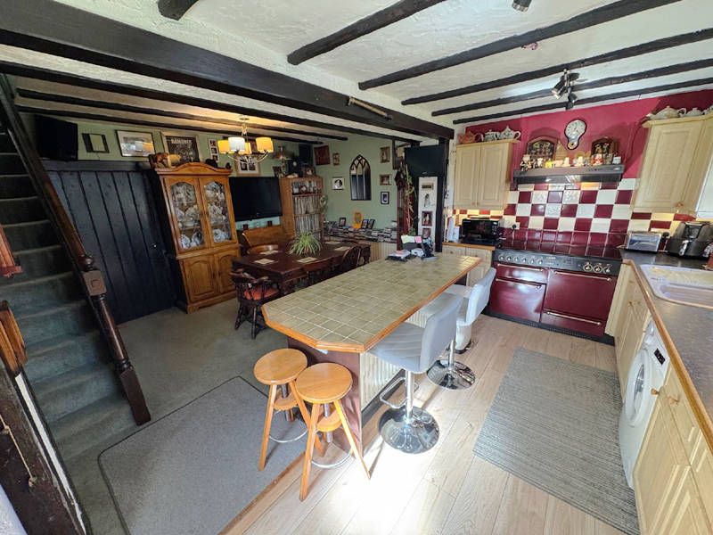 Property photo 3 of 22 Dining Kitchen