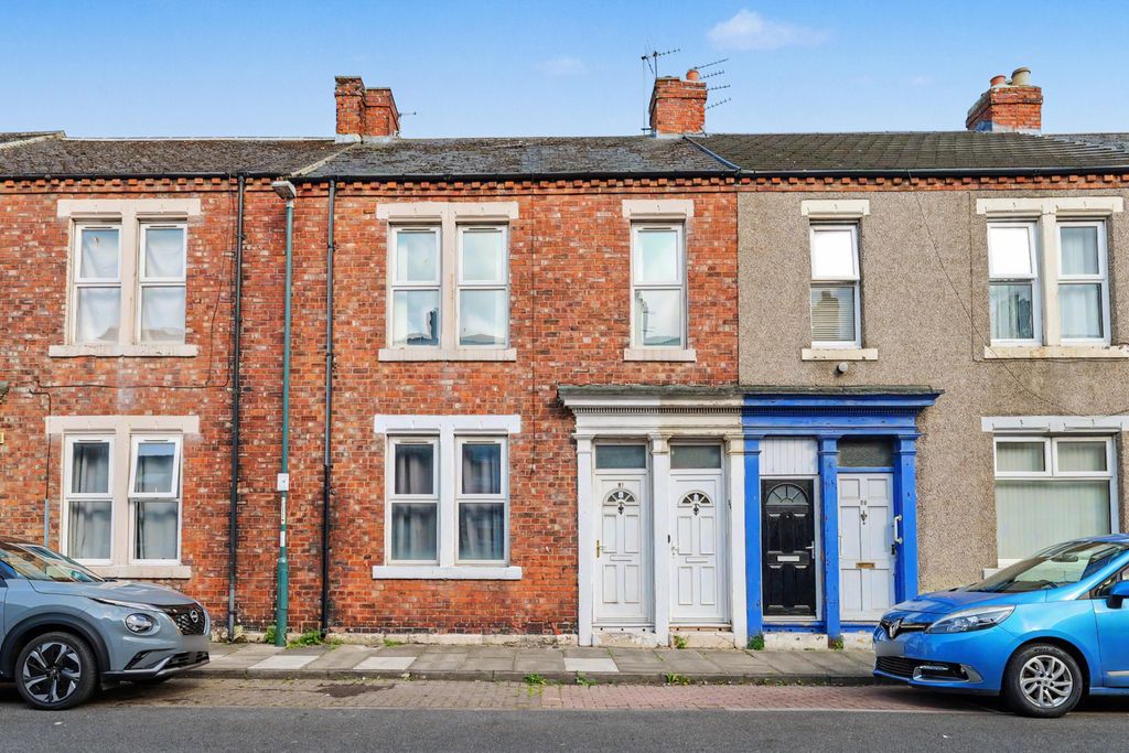 Property photo 1 of 15 95 Eglesfield Road, South Shields, Tyne And Wear, Ne33 5Pu