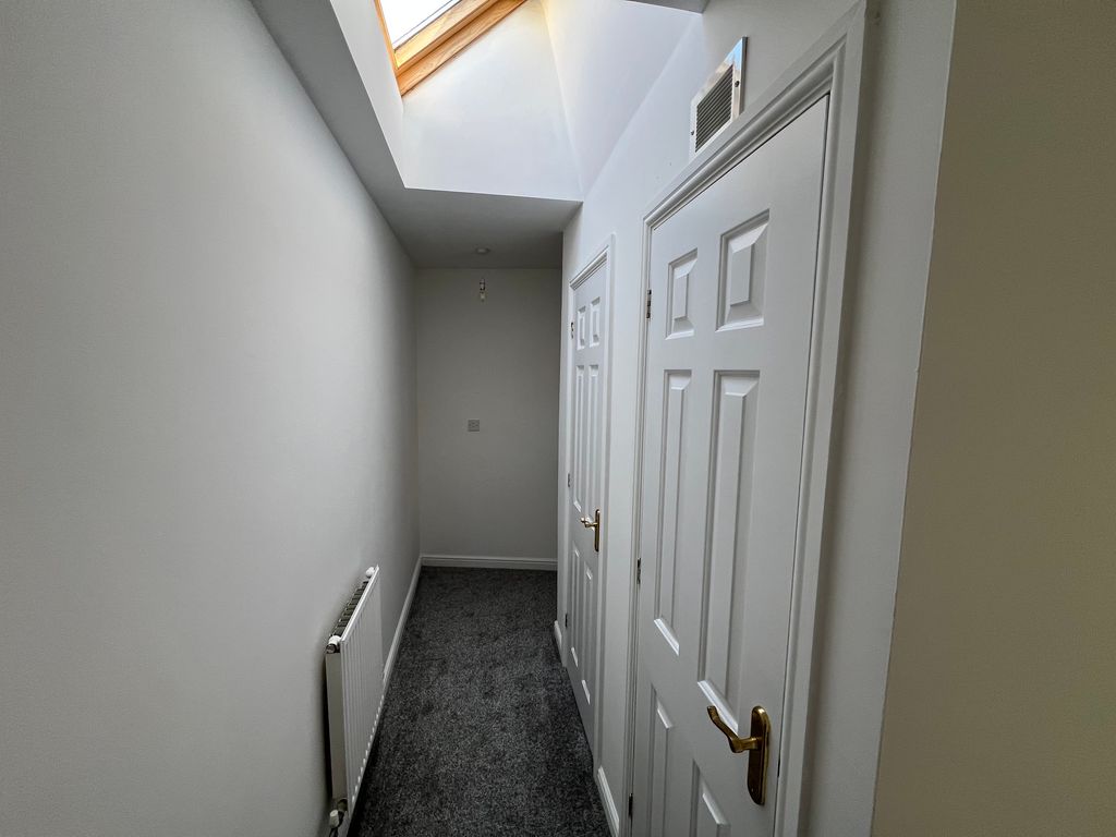 Property photo 2 of 17 Img_0566