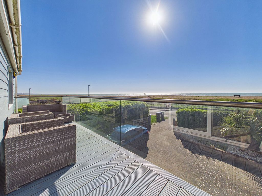 Property photo 2 of 36