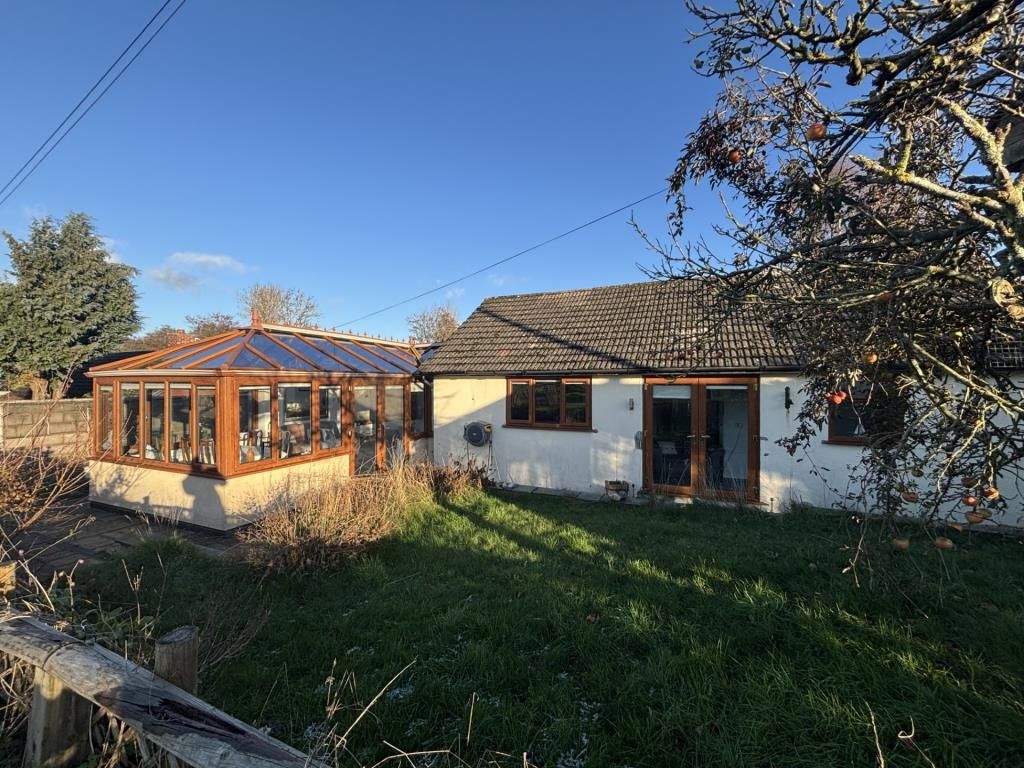 Property photo 1 of 21 External