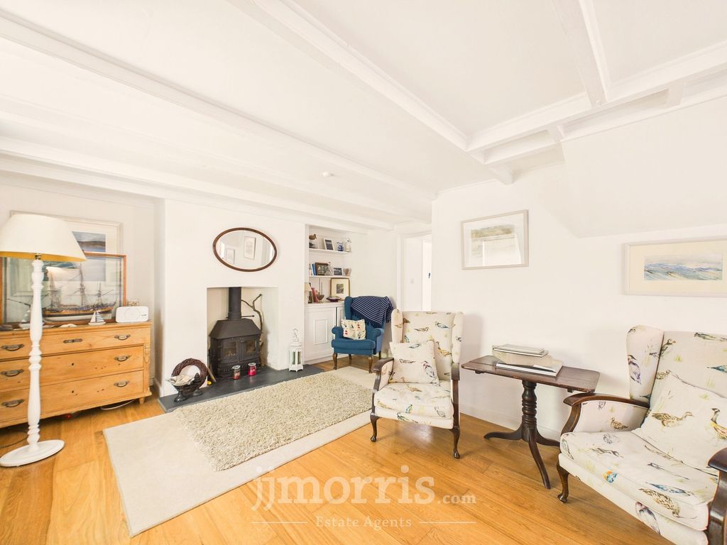 Property photo 3 of 30