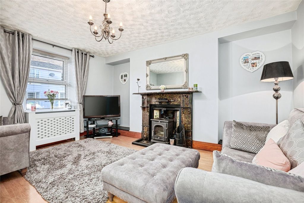 Property photo 2 of 23 Picture No. 56