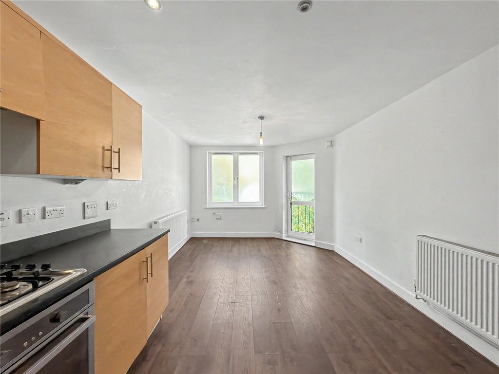 Property photo 3 of 9 Picture No. 05