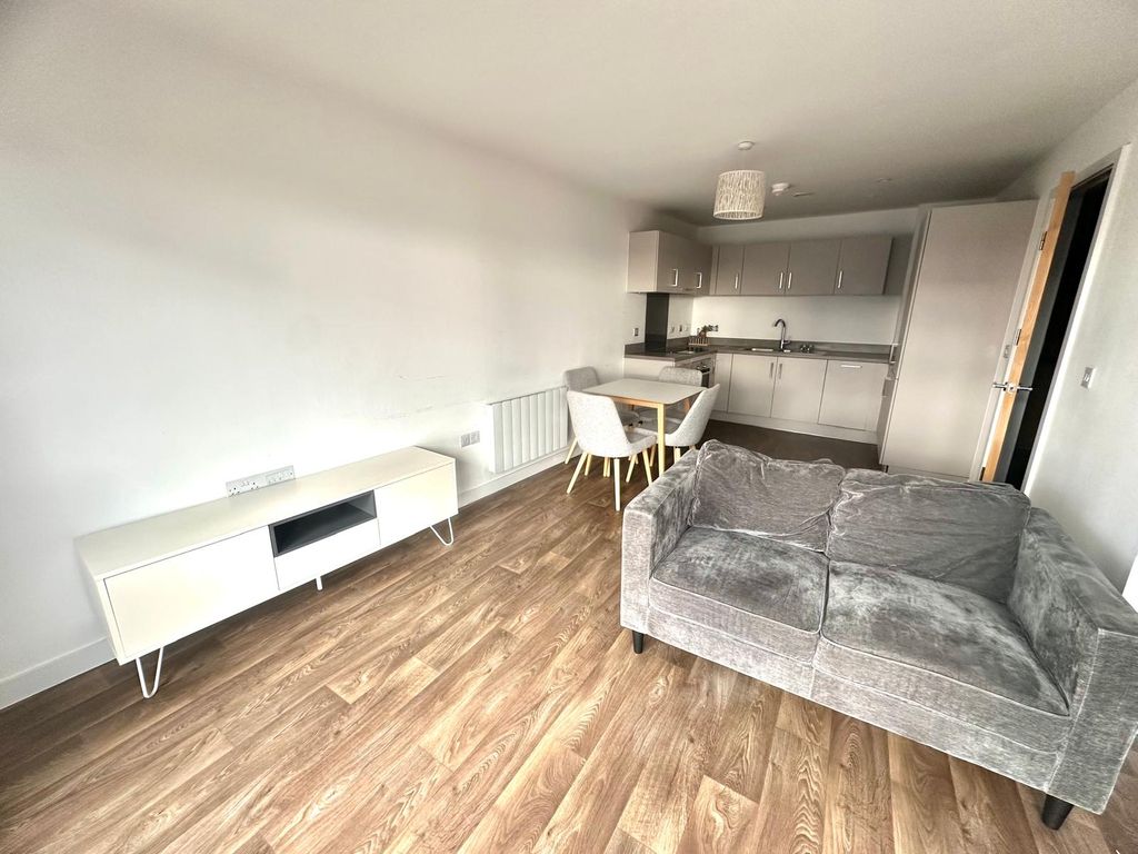 Property photo 3 of 13 Gallery