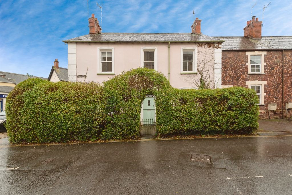 Property photo 1 of 17