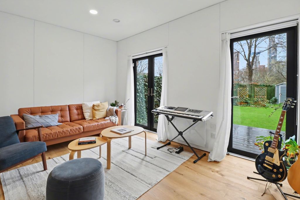 Property photo 3 of 18 Img_1267