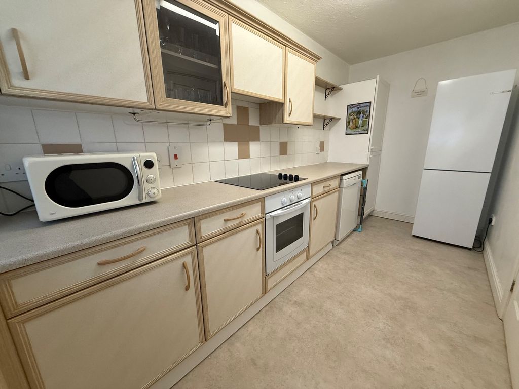 Property photo 2 of 5 5418082